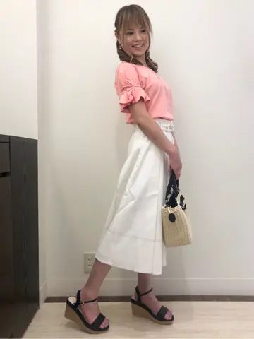 Feroux スタッフ コーディネート画像