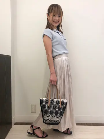 Feroux スタッフ コーディネート画像