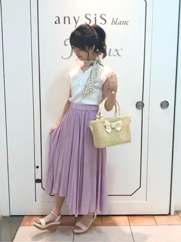 Feroux スタッフ コーディネート画像