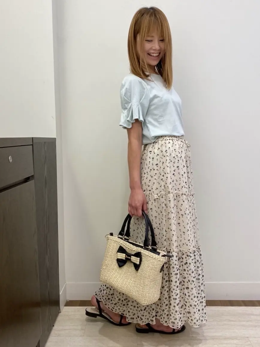 Feroux スタッフ コーディネート画像