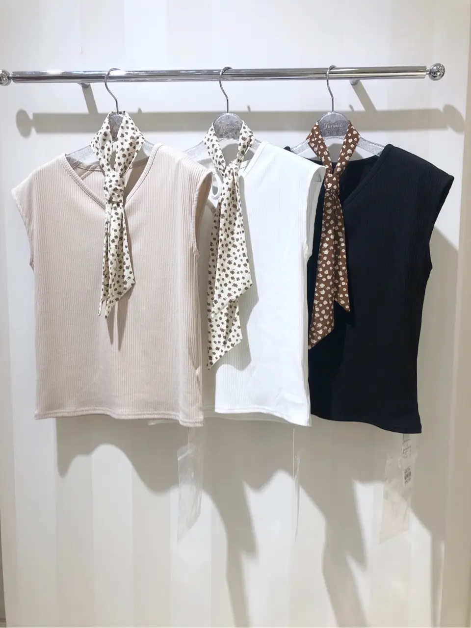 Feroux スタッフ コーディネート画像