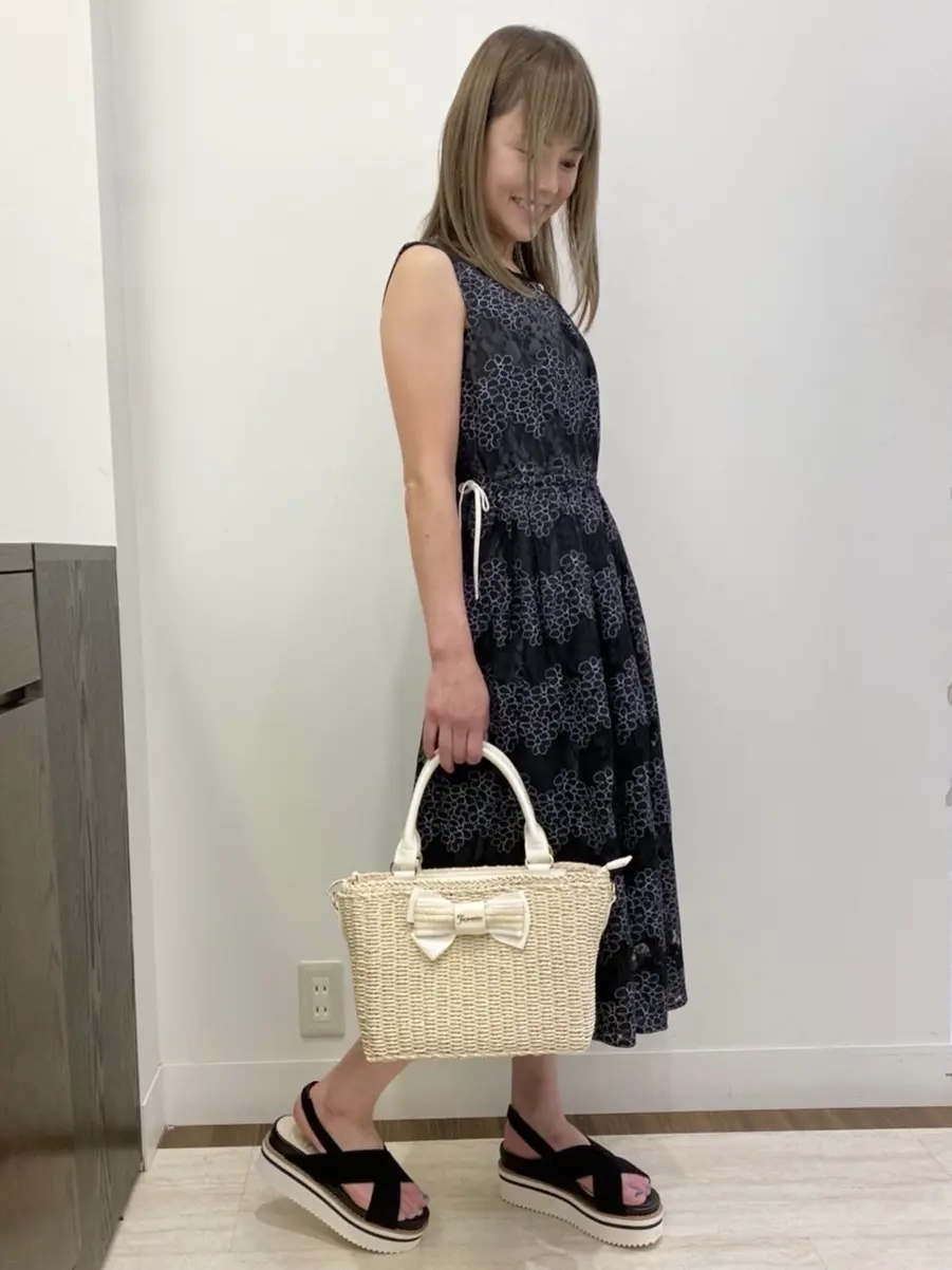 Feroux スタッフ コーディネート画像