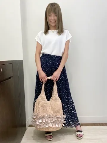 Feroux スタッフ コーディネート画像