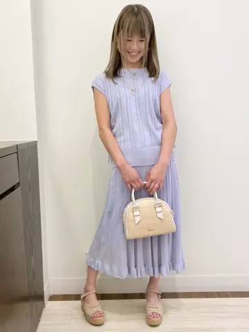 Feroux スタッフ コーディネート画像