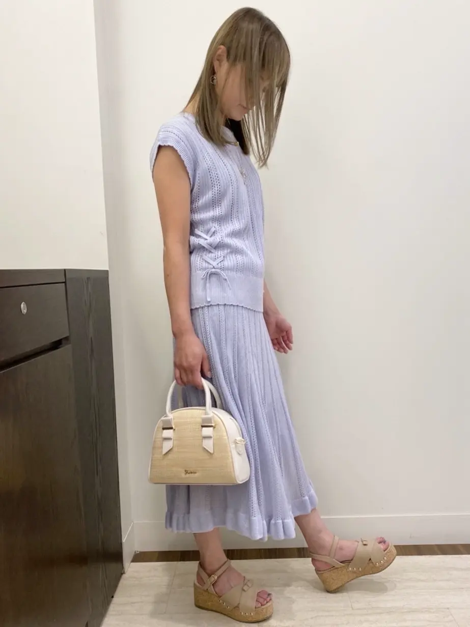 Feroux スタッフ コーディネート画像