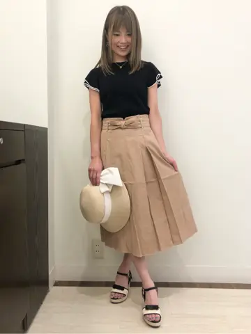 Feroux スタッフ コーディネート画像