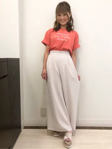 Feroux スタッフ コーディネート画像