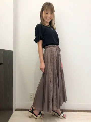 Feroux スタッフ コーディネート画像