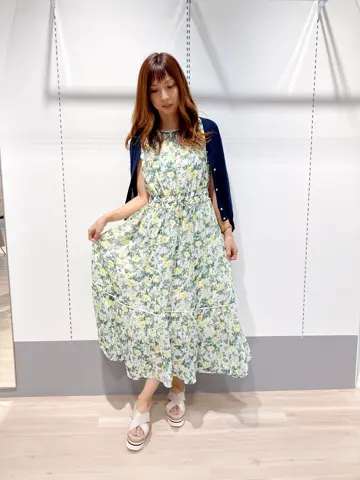 Feroux スタッフ コーディネート画像