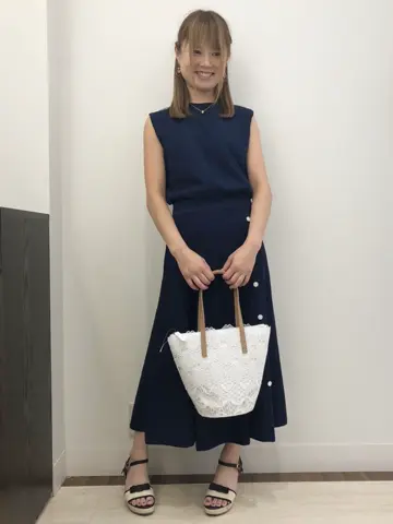 Feroux スタッフ コーディネート画像