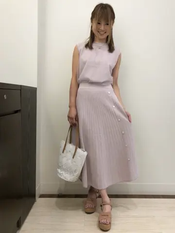 Feroux スタッフ コーディネート画像