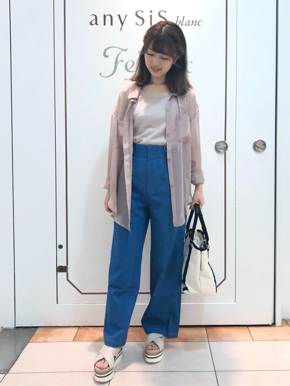 Feroux スタッフ コーディネート画像