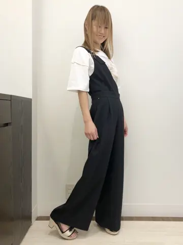 Feroux スタッフ コーディネート画像