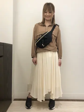 Feroux スタッフ コーディネート画像