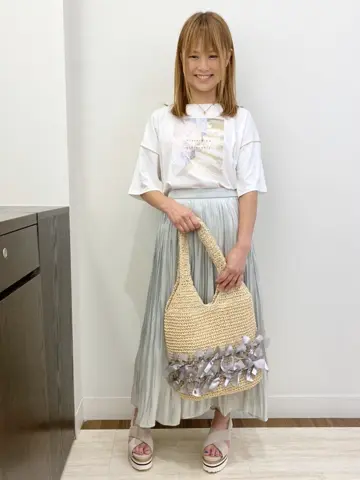 Feroux スタッフ コーディネート画像