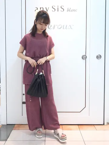 Feroux スタッフ コーディネート画像