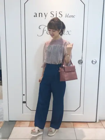 Feroux スタッフ コーディネート画像