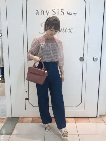 Feroux スタッフ コーディネート画像