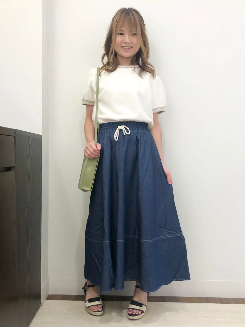 Feroux スタッフ コーディネート画像