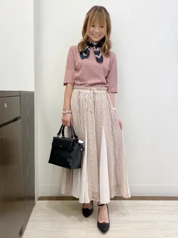 Feroux スタッフ コーディネート画像