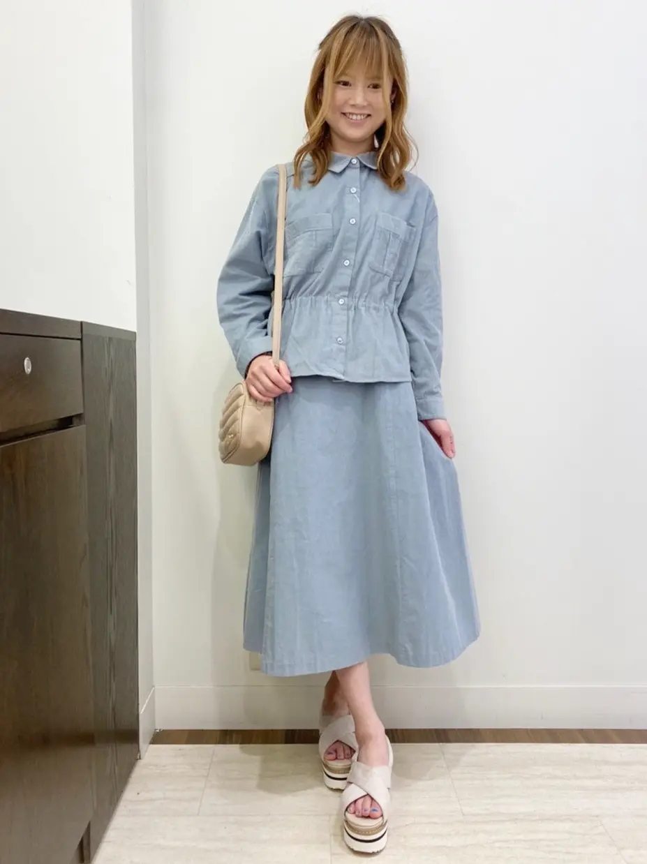 Feroux スタッフ コーディネート画像