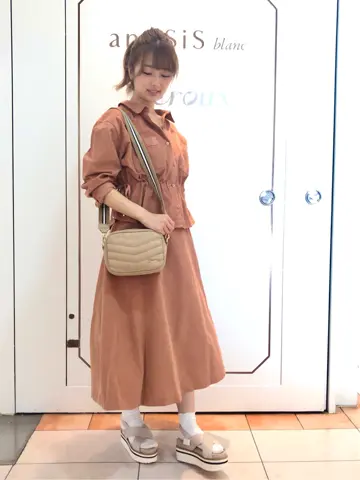 Feroux スタッフ コーディネート画像