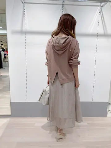 Feroux スタッフ コーディネート画像