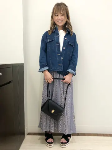 Feroux スタッフ コーディネート画像