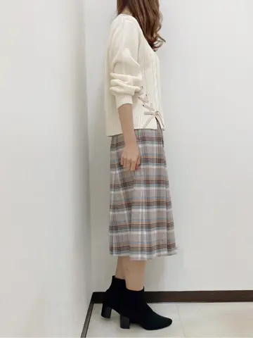 Feroux スタッフ コーディネート画像