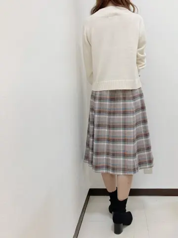 Feroux スタッフ コーディネート画像