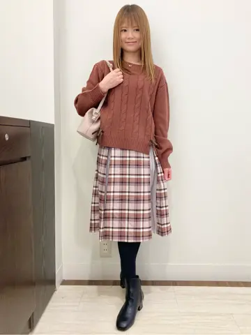 Feroux スタッフ コーディネート画像