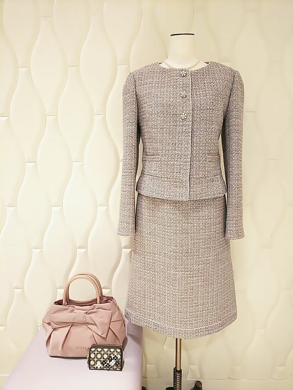  スタッフf コーディネート画像