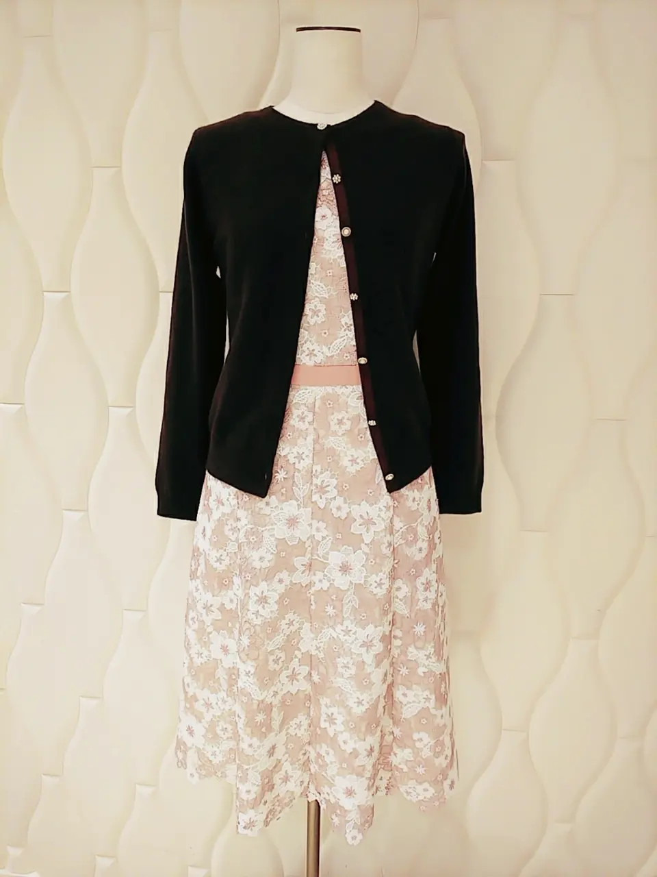  スタッフf コーディネート画像