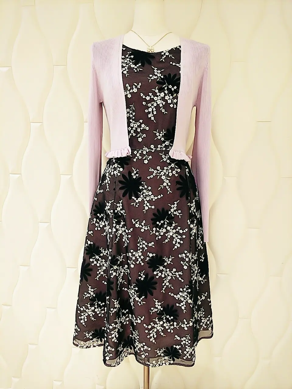  スタッフf コーディネート画像