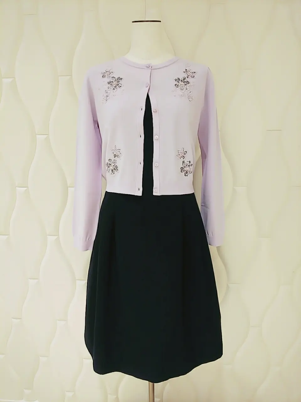  スタッフf コーディネート画像