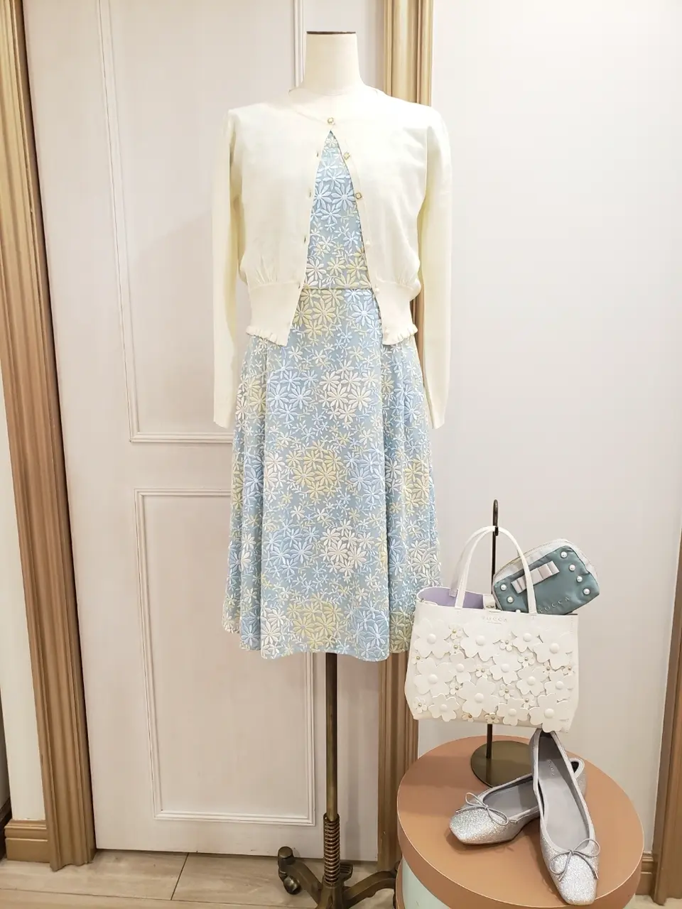  スタッフＳ コーディネート画像