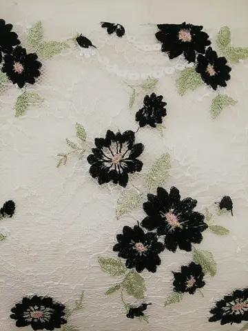 TOCCA スタッフf コーディネート画像