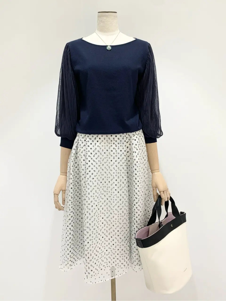 TOCCA 𝓕 コーディネート画像