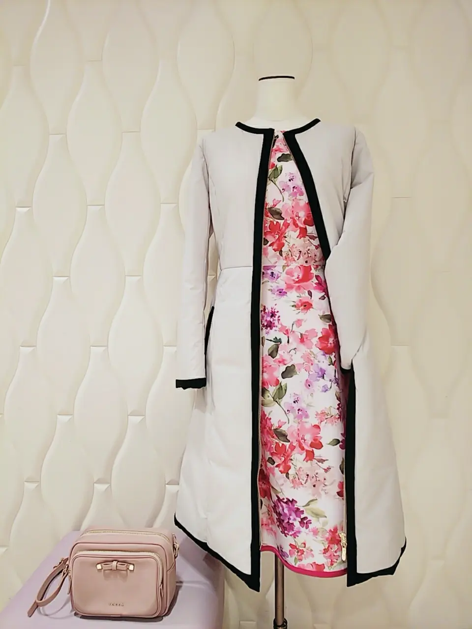  スタッフf コーディネート画像