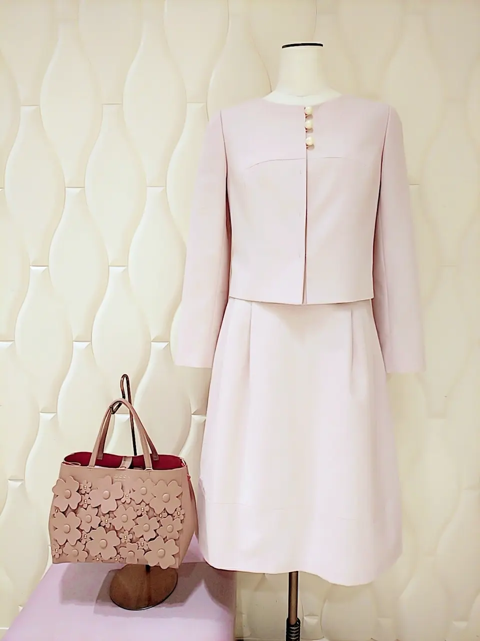  スタッフf コーディネート画像