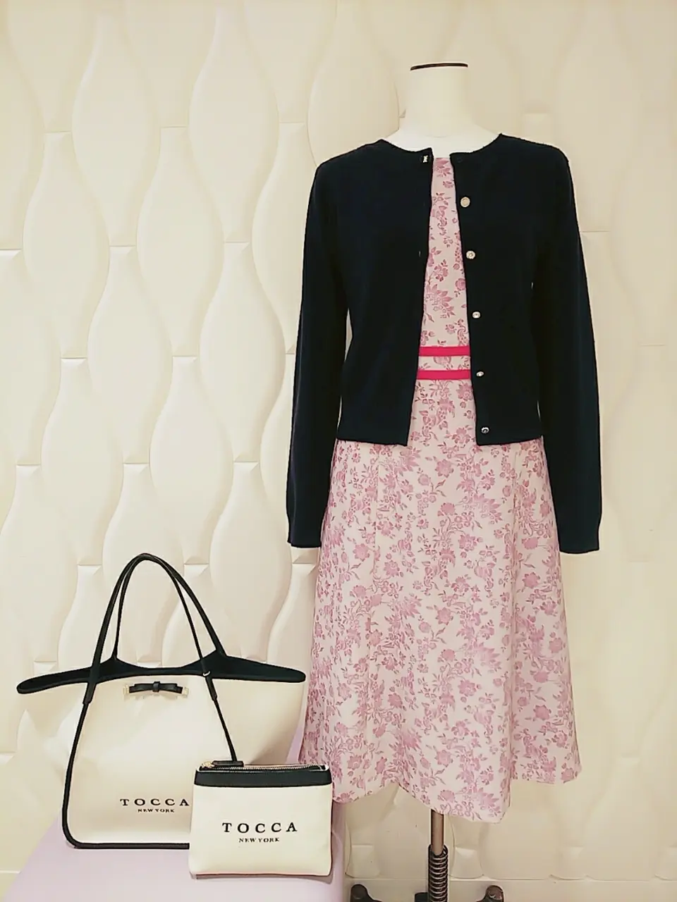  スタッフf コーディネート画像