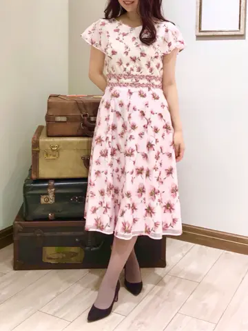 TOCCA スタッフT コーディネート画像