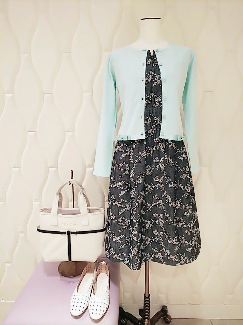  スタッフf コーディネート画像