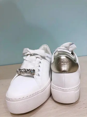 TOCCA スタッフ コーディネート画像