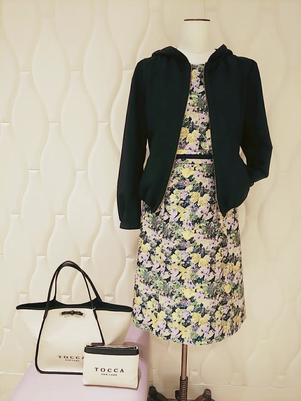  スタッフf コーディネート画像