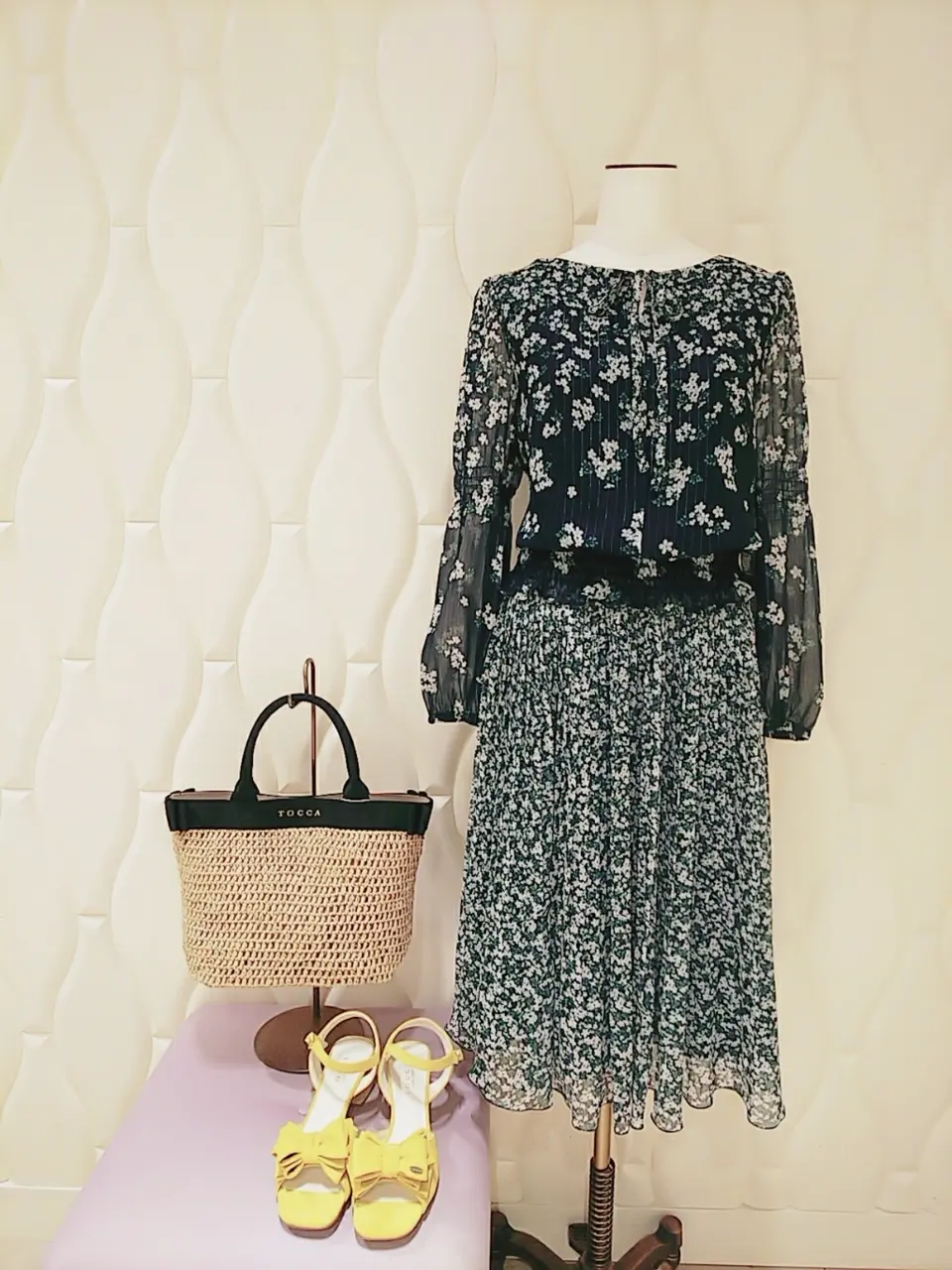  スタッフf コーディネート画像