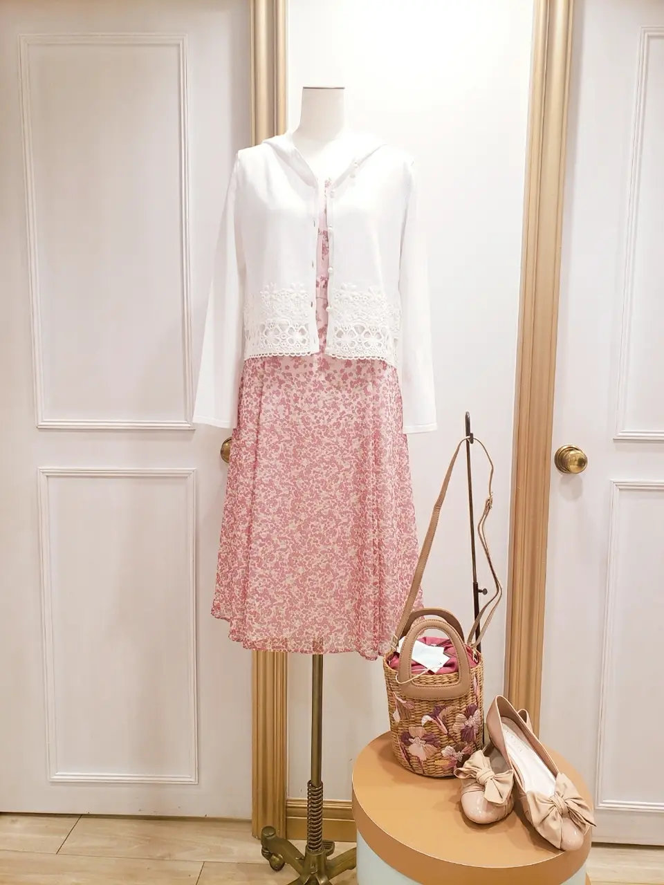  スタッフＳ コーディネート画像