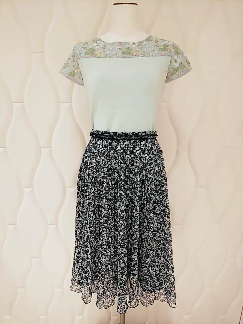 TOCCA スタッフf コーディネート画像