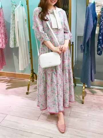 TOCCA スタッフT コーディネート画像