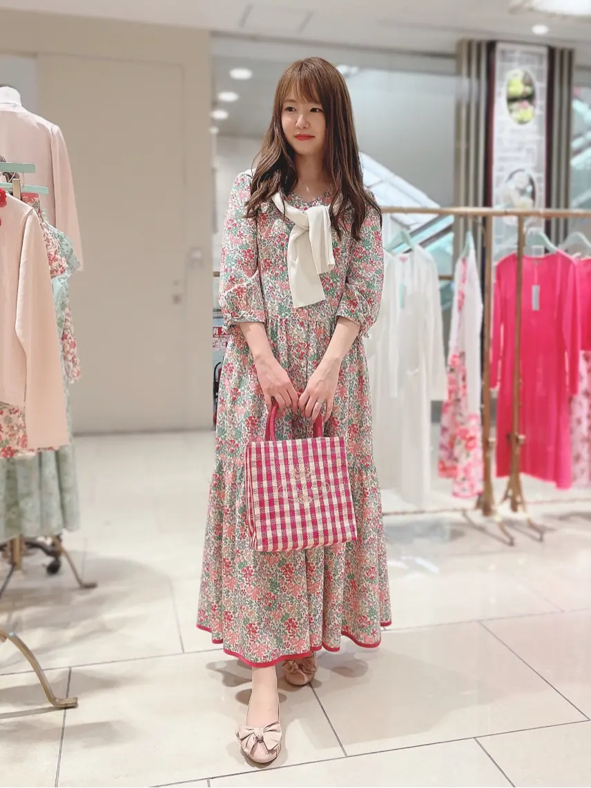  Y.N コーディネート画像